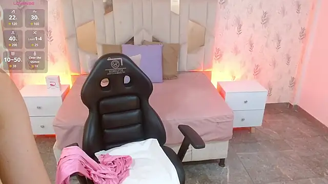 Snapshot of MARIANA_TAY1 chatting on October 24, 2025, 3:05 am MARIANA TAY1 online show from October 24, 2025, 3:05 am