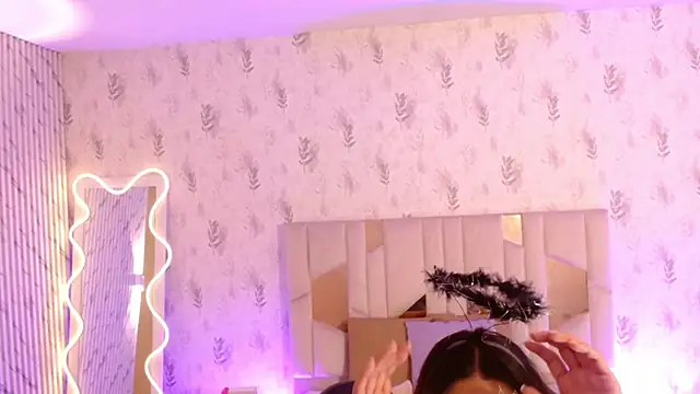 Snapshot of MARIANA_TAY1 chatting on October 31, 2025, 3:14 am MARIANA TAY1 online show from October 31, 2025, 3:14 am