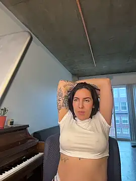 Snapshot of Lolathebaddie chatting on March 3, 2026, 5:09 pm Lolathebaddie online show from March 3, 2026, 5:09 pm