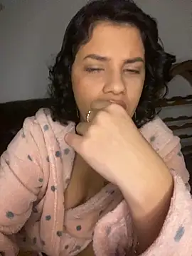 Biaaxxxsexy online show from November 4, 2025, 8:45 pm