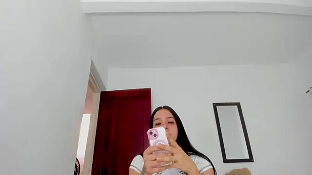 princesa luissa online show from October 31, 2025, 12:24 pm