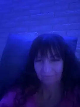 Butterfly8385 online show from December 14, 2025, 8:14 pm