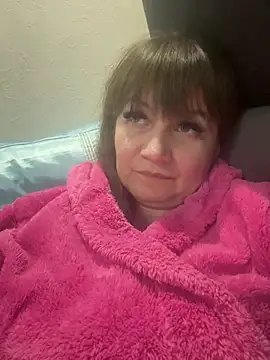 Butterfly8385 online show from February 16, 2026, 7:45 pm