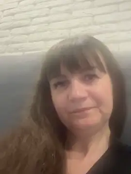 Butterfly8385 online show from November 12, 2025, 6:45 pm