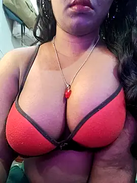 Snapshot of Lovely_Payal chatting on February 20, 2026, 5:59 am Lovely Payal online show from February 20, 2026, 5:59 am