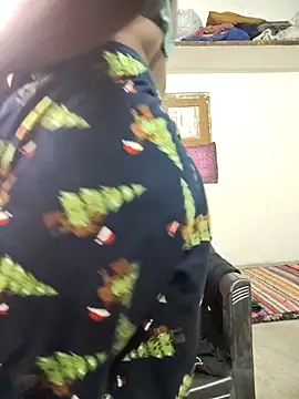 Snapshot of Lovely_Payal chatting on March 2, 2026, 5:08 am Lovely Payal online show from March 2, 2026, 5:08 am