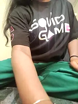 Lovely Payal online show from November 26, 2025, 2:11 am