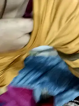 HOT-CPL-11 online show from November 18, 2025, 6:00 pm