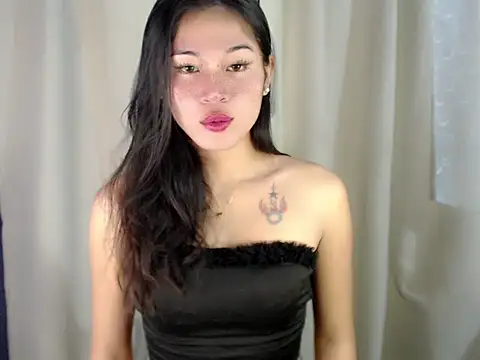 Sephine 2121 online show from November 4, 2025, 12:31 pm