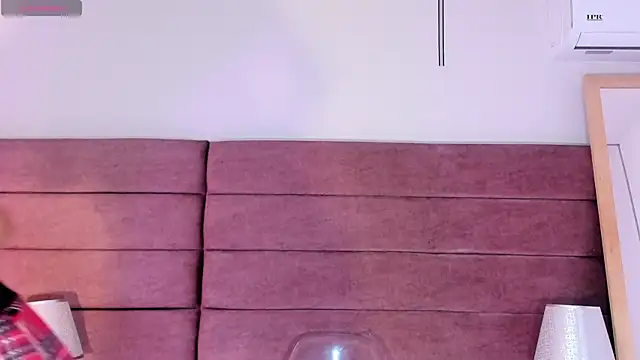 LittleVaale online show from March 21, 2026, 11:47 am