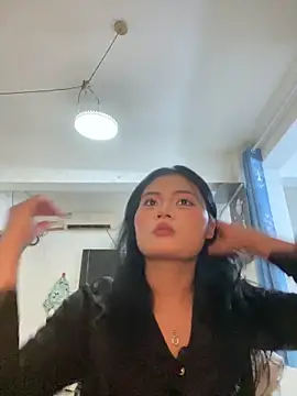 Snapshot of lan-xinh1 chatting on October 21, 2025, 5:07 am lan-xinh1 online show from October 21, 2025, 5:07 am