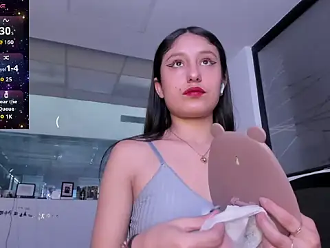 princesstina- online show from October 29, 2025, 7:35 pm