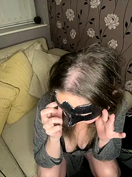 foxy-Chantelle online show from November 7, 2025, 10:35 pm