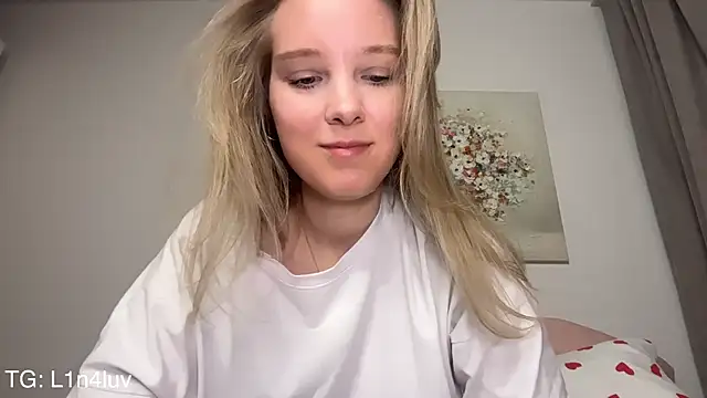 AIicaparkerc online show from March 23, 2026, 5:02 pm