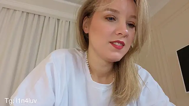 AIicaparkerc online show from November 10, 2025, 9:31 pm