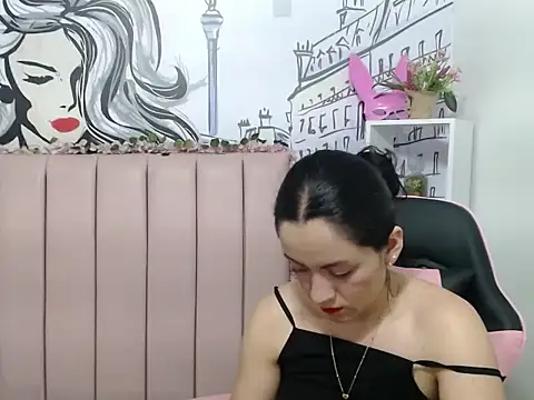 cataleyarussors online show from November 9, 2025, 3:43 am