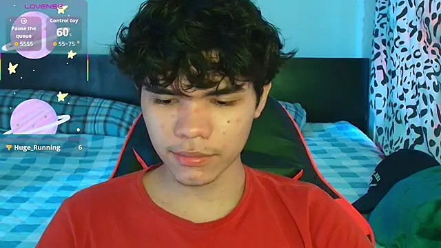 Im Camii online show from October 24, 2025, 5:12 pm