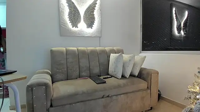 AmberEvans1 online show from November 30, 2025, 2:56 am