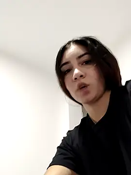 sophia salazar18 online show from October 14, 2025, 9:58 pm