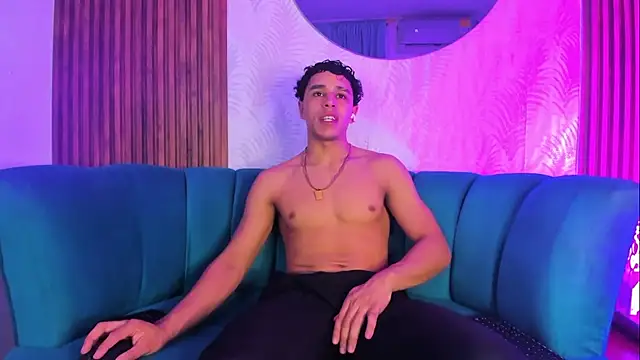 Adrian Volt online show from December 1, 2025, 3:07 am