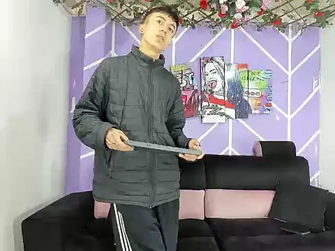 heyy noah11 online show from March 28, 2026, 1:34 pm