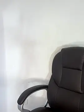  Isabella 1 online show from December 17, 2025, 2:38 am