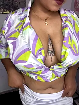  Lissa 01 online show from October 12, 2025, 2:46 am