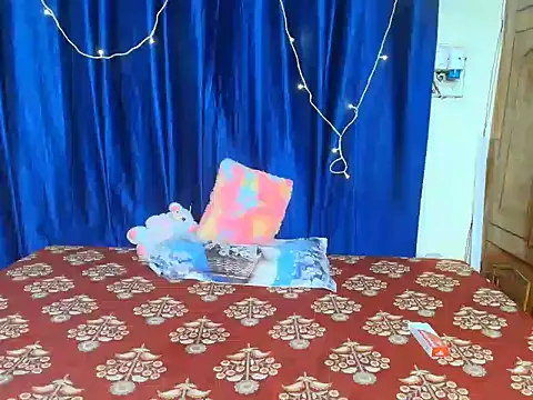 Snapshot of hii_tanisha chatting on April 7, 2026, 2:52 pm hii tanisha online show from April 7, 2026, 2:52 pm