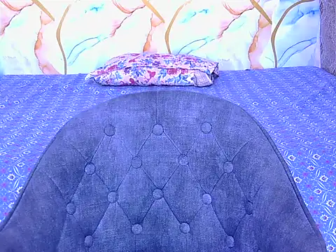 Snapshot of hii_tanisha chatting on April 2, 2026, 3:41 pm hii tanisha online show from April 2, 2026, 3:41 pm