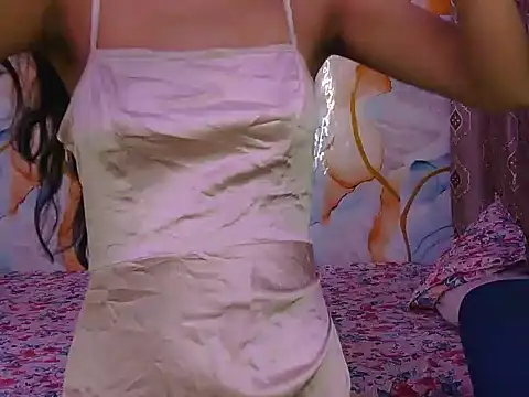 Snapshot of hii_tanisha chatting on February 5, 2026, 10:00 am hii tanisha online show from February 5, 2026, 10:00 am