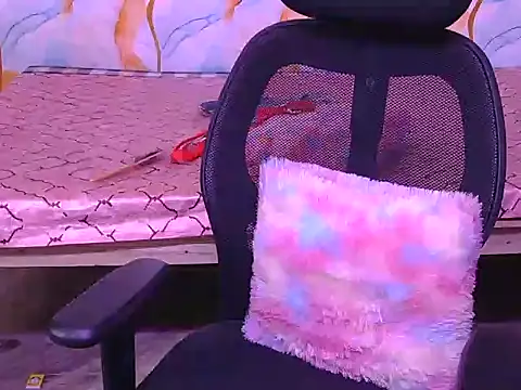 Snapshot of hii_tanisha chatting on February 19, 2026, 2:58 pm hii tanisha online show from February 19, 2026, 2:58 pm