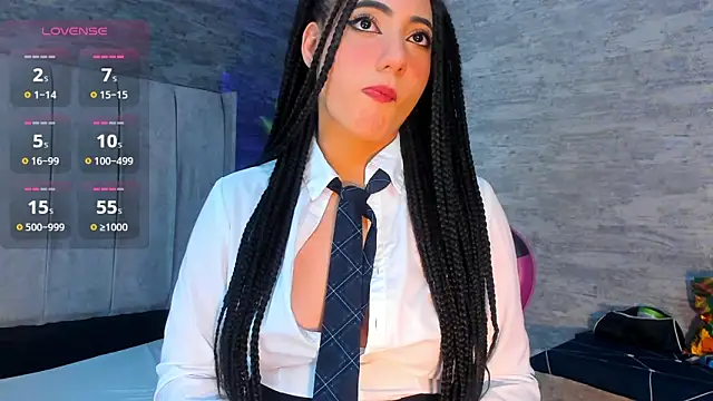 odett rivas  online show from October 22, 2025, 5:40 am