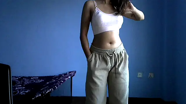 Snapshot of sanskari_girl chatting on October 17, 2025, 12:58 am sanskari girl online show from October 17, 2025, 12:58 am