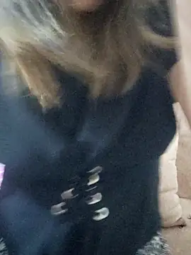 Tanha18 online show from February 24, 2026, 4:30 pm