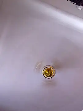 Tanha18 online show from February 26, 2026, 9:20 am