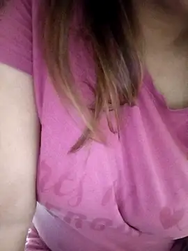 Tanha18 online show from April 17, 2026, 6:00 pm