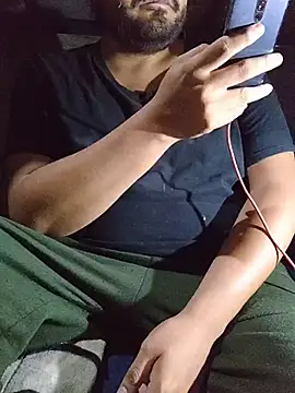 Snapshot of axel-spr chatting on November 7, 2025, 4:39 am axel-spr online show from November 7, 2025, 4:39 am