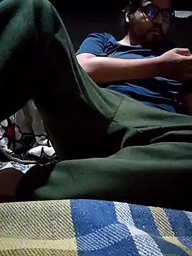 Snapshot of axel-spr chatting on October 17, 2025, 4:38 am axel-spr online show from October 17, 2025, 4:38 am