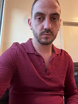 Snapshot of AlexGogo23 chatting on January 11, 2026, 3:30 pm AlexGogo23 online show from January 11, 2026, 3:30 pm