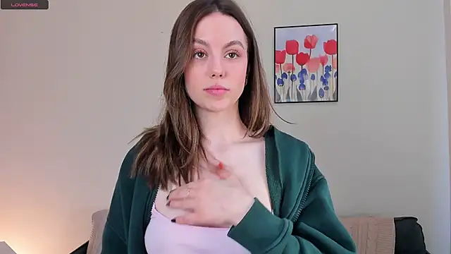 sweet and flirt online show from April 14, 2026, 7:57 am