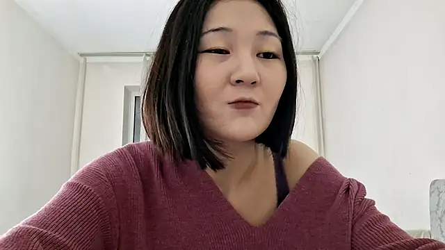 Lyndasilk online show from March 3, 2026, 2:24 pm