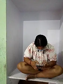 PG girl 12th online show from October 17, 2025, 7:11 am