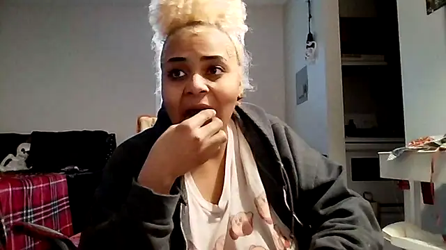 MaRiaSpYce online show from January 16, 2026, 11:09 pm