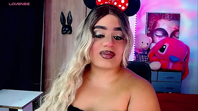 Sofiabigcock22 online show from October 18, 2025, 8:55 pm