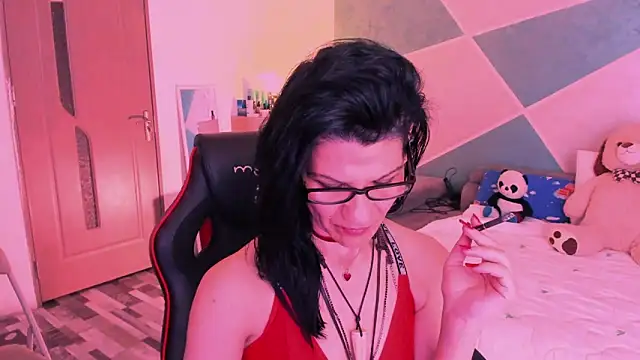 Snapshot of SweetSin40 chatting on May 7, 2026, 7:39 pm SweetSin40 online show from May 7, 2026, 7:39 pm