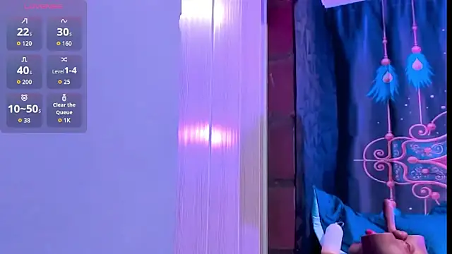 Sharlott smith online show from October 17, 2025, 9:49 pm