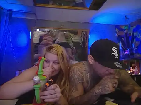 XXXspunderella online show from November 15, 2025, 1:48 pm