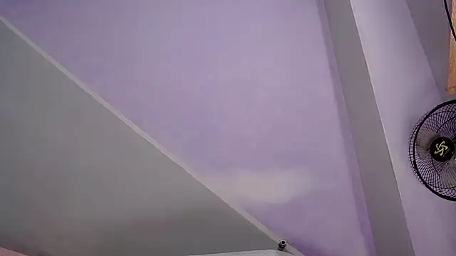 VioletGil Party  online show from January 5, 2026, 7:39 pm