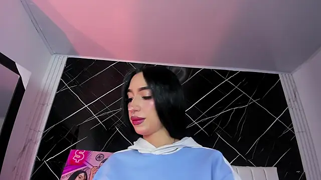 Candy leilaa3 online show from April 10, 2026, 3:35 am