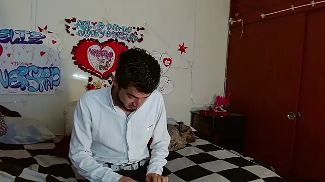 Snapshot of picante70_ chatting on February 16, 2026, 10:36 am picante70 online show from February 16, 2026, 10:36 am